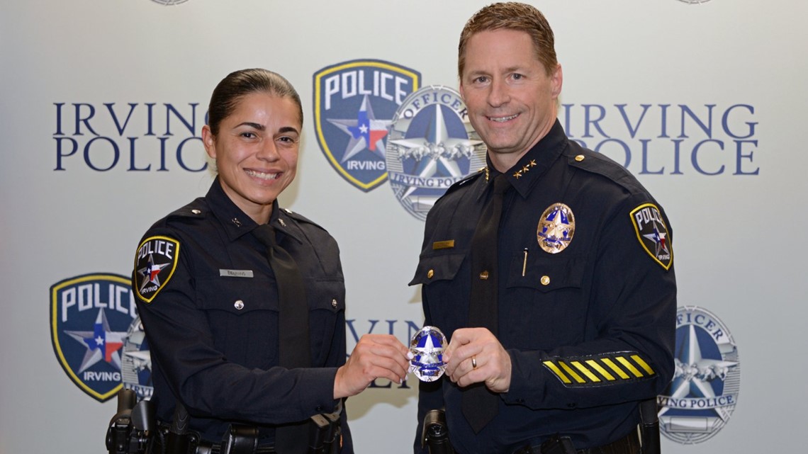 Military son surprises Texas mom at police swear-in ceremony | whas11.com