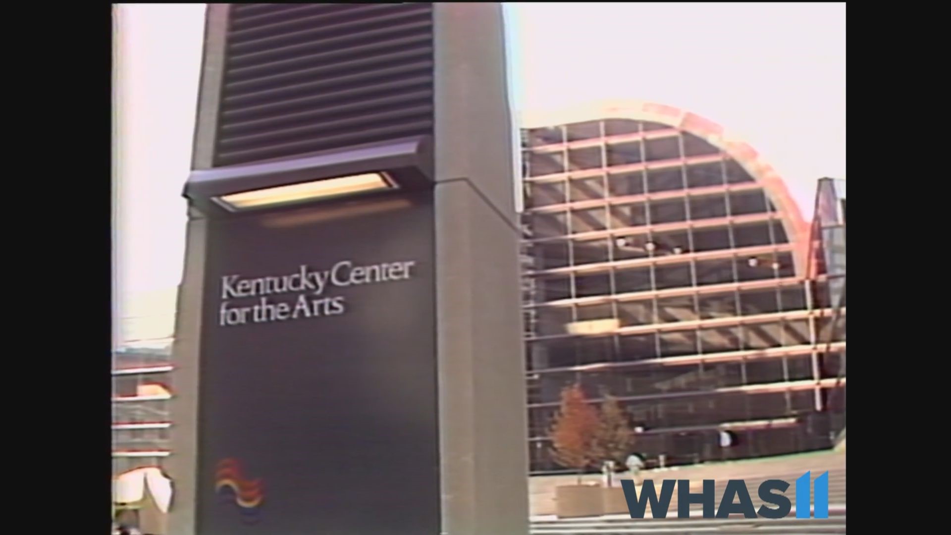 The Kentucky Center for the Arts opened with a gala event hosted by Oscar-winning film star Charlton Heston 40 years ago this month.