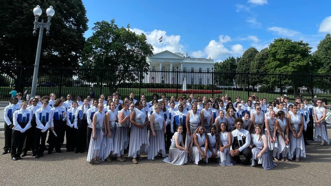 Hardin County students perform in National 4th of July parade | whas11.com