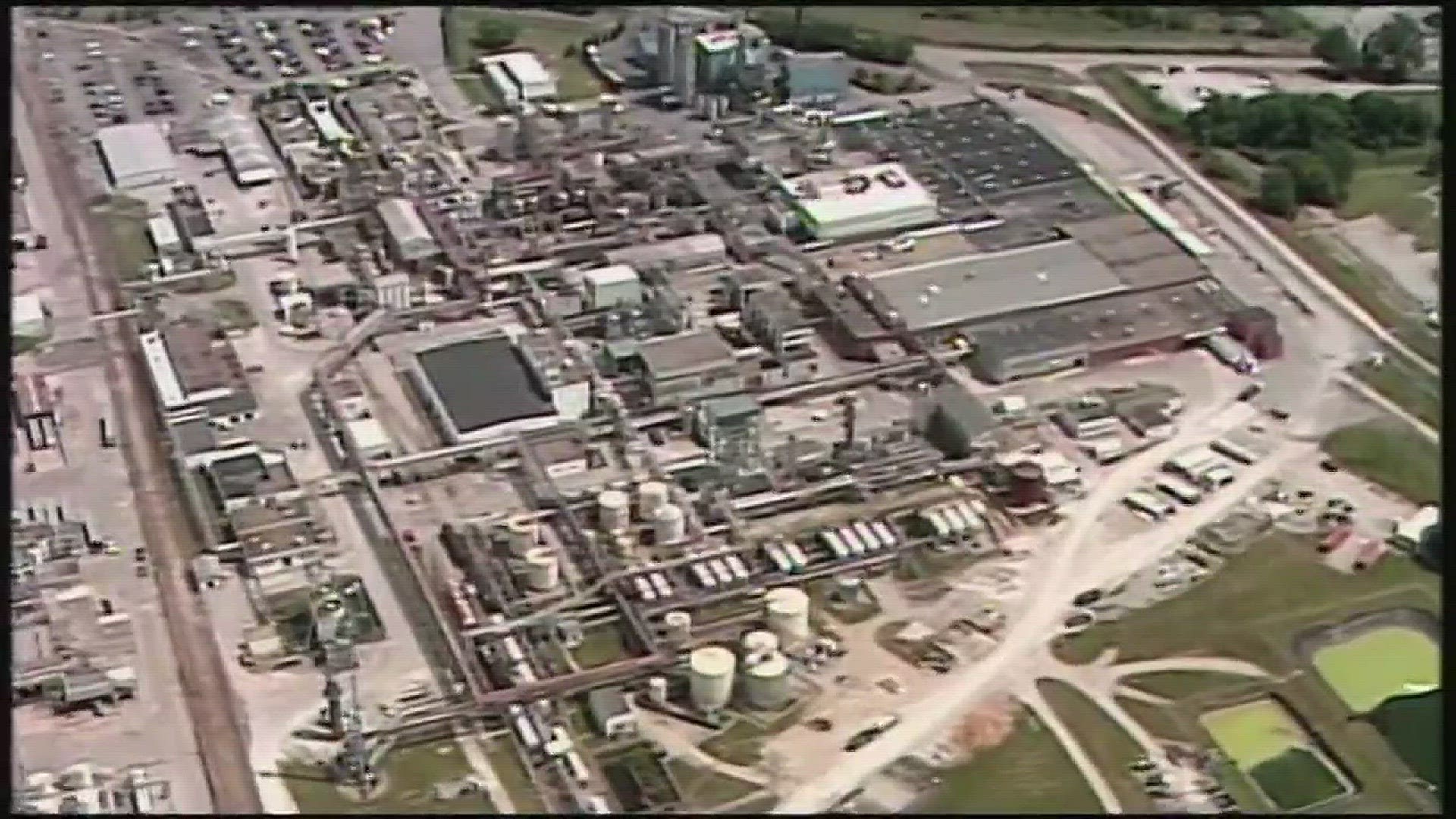 Final air quality decision leaves Rubbertown residents, leaders