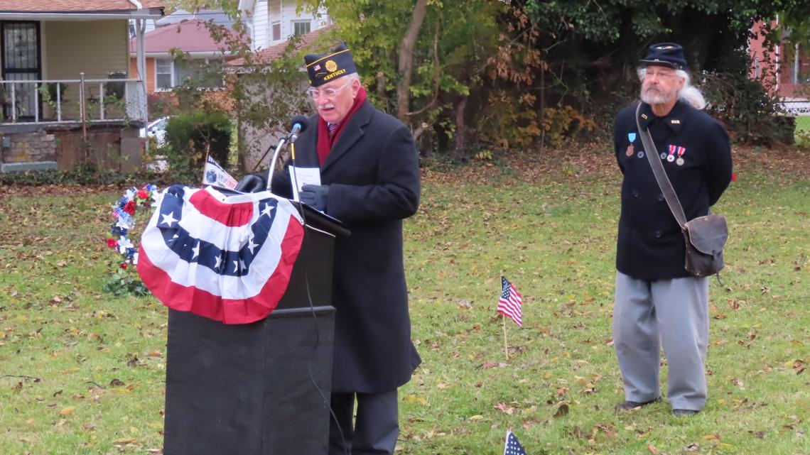 Louisville's Week of Valor concludes at Greenwood Cemetery | whas11.com