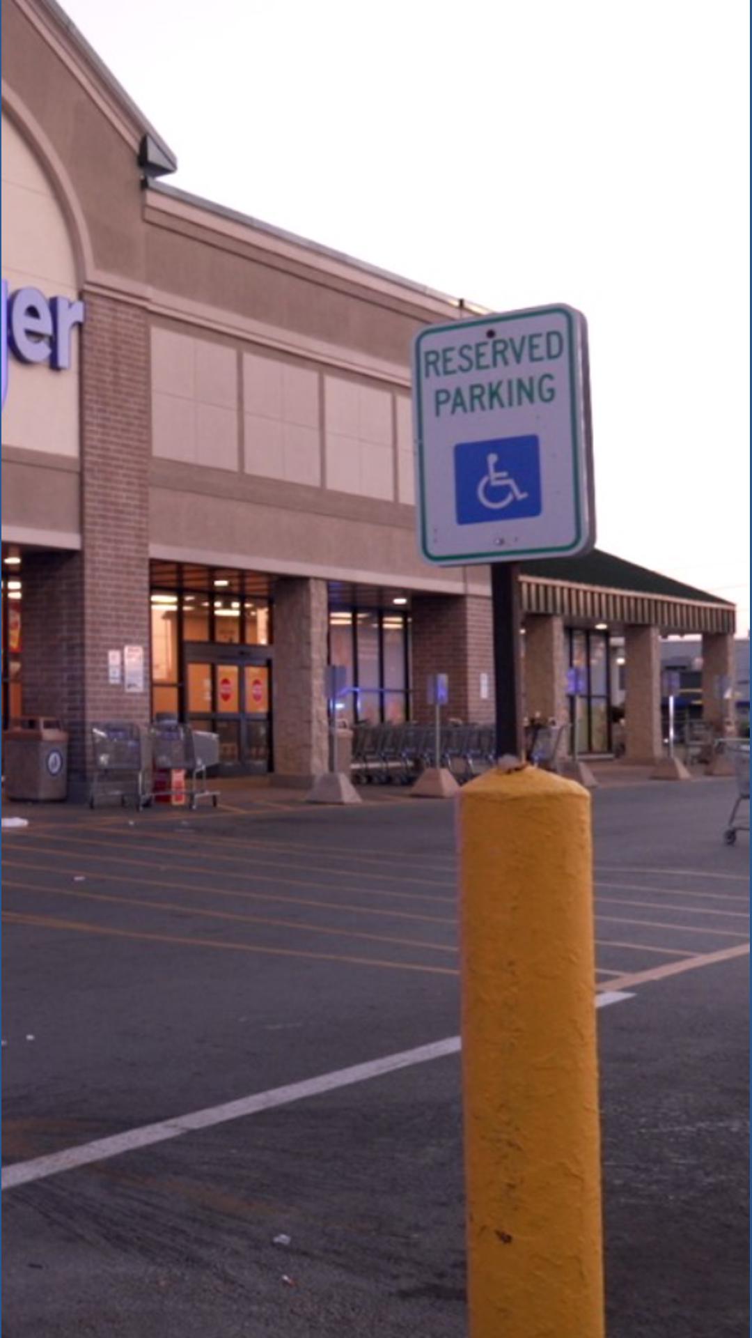 Louisville Police respond to incident at West Broadway Kroger | whas11.com