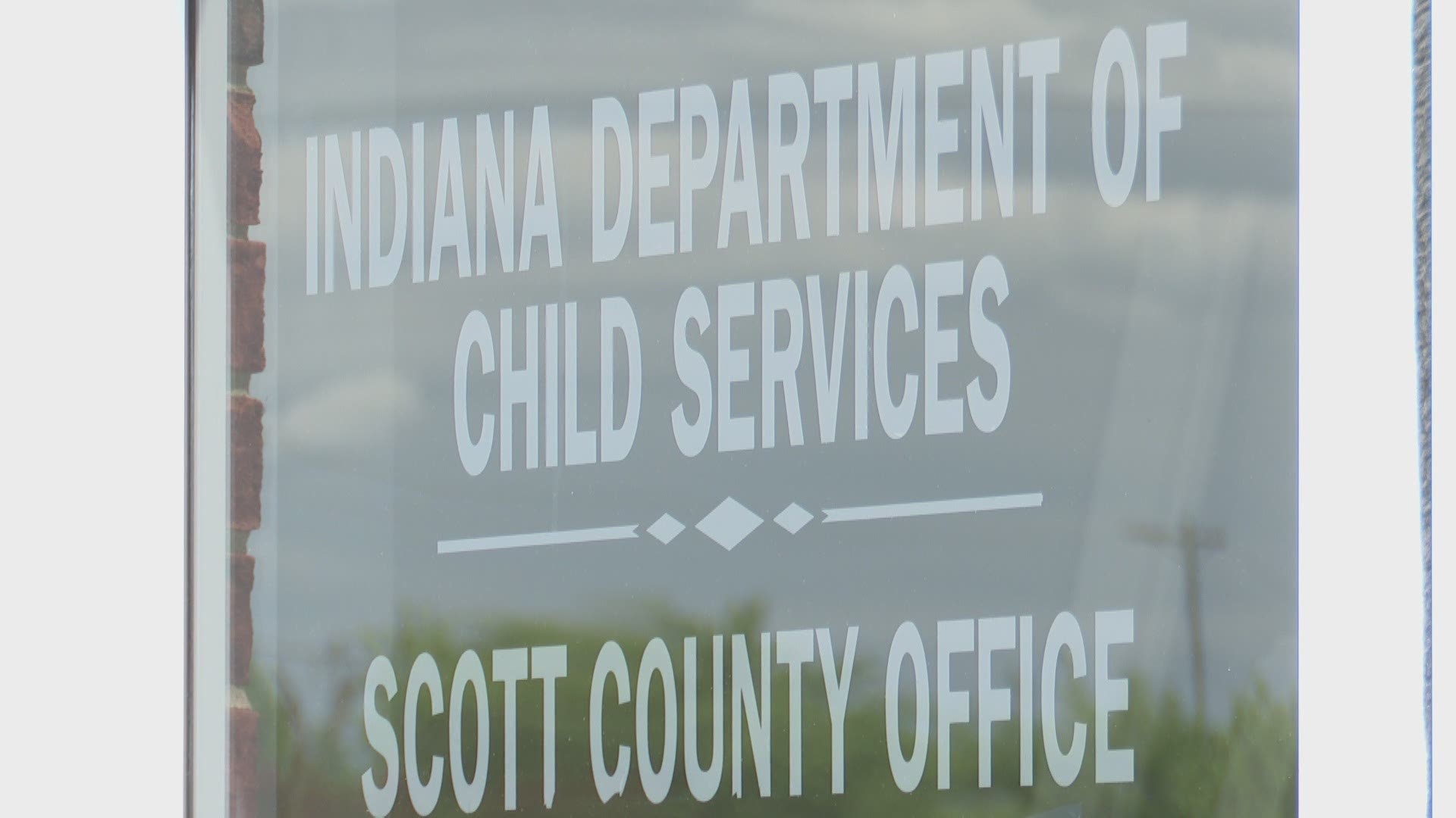 One Scottsburg officer said the infestation was "like nothing I had ever seen before."