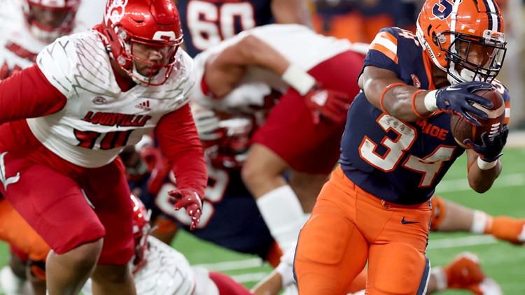Syracuse's new-look offense vanquishes Louisville, 31-7