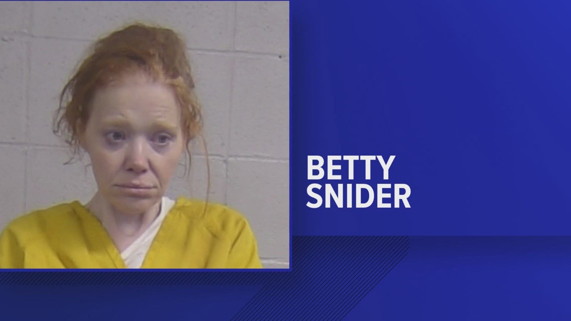 LMPD: JCPS administrators find kids living outside, woman arrested on ...