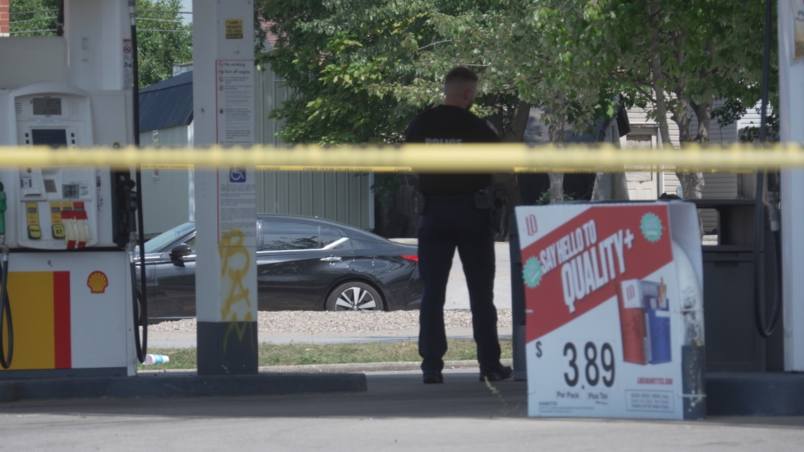 1 person detained after double shooting in Louisville's Portland neighborhood