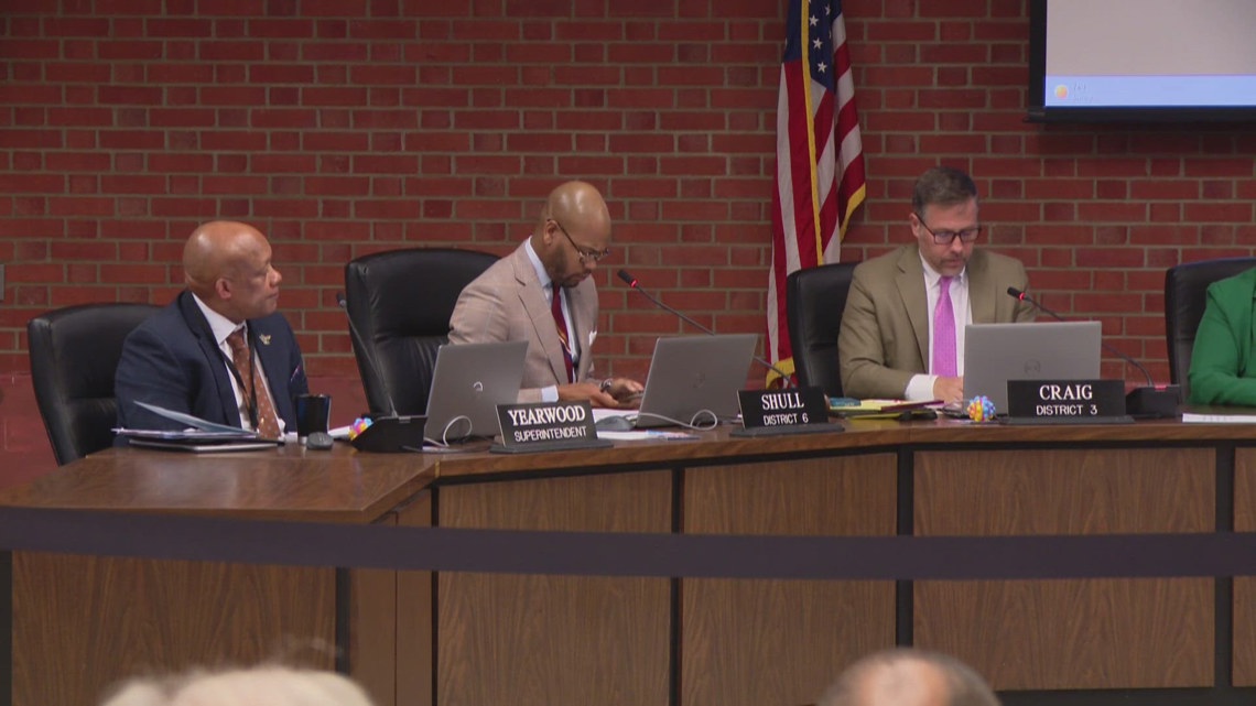 Kentucky laws will shrink JCPS board, increase superintendent's power