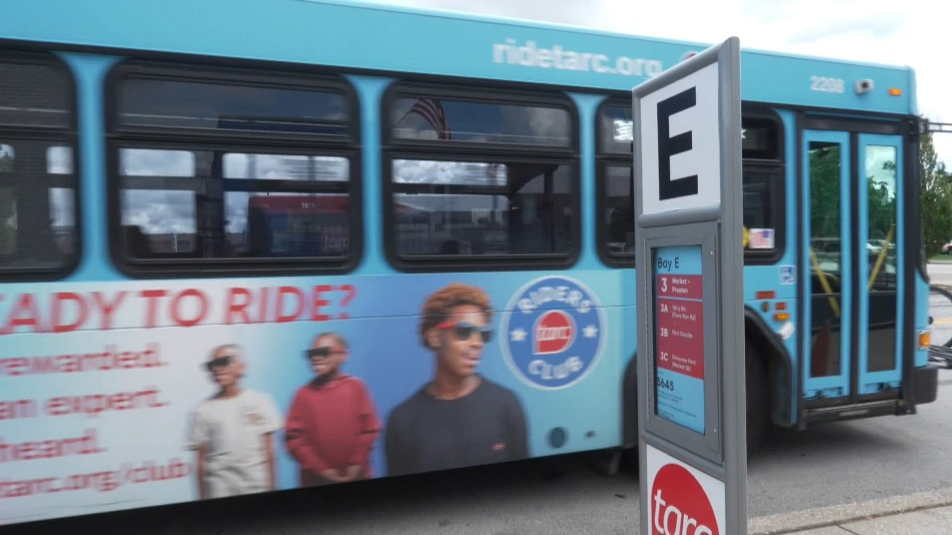 New TARC system brings changes, cuts, and confusion for riders | whas11.com