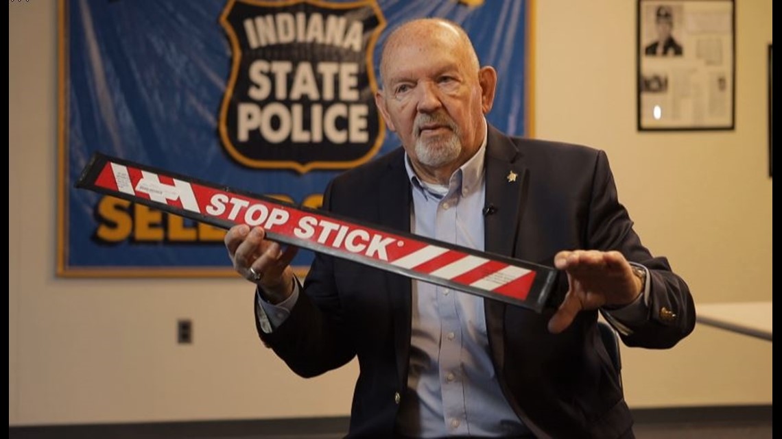 Fleeing cars, Indiana State Trooper invented this to stop them - Vimarsana News