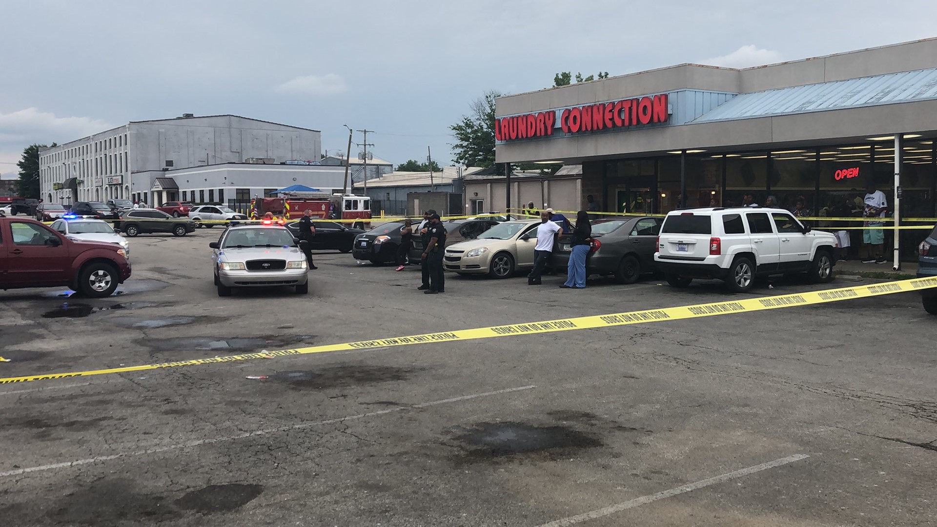 A witness at the scene who was in the laundry mat at the time says he was washing his clothes when all of the sudden he heard gunshots ring out.