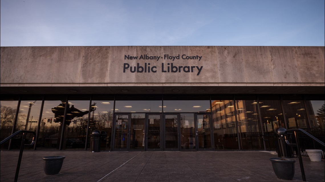 Floyd County Library board votes for 'no timeline' on pantry closure