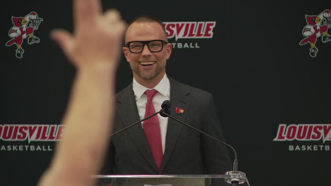 New Louisville men's basketball coach excites fans in high-octane introduction
