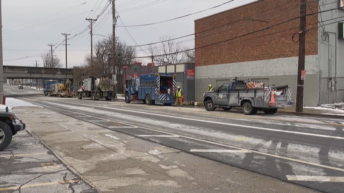 Louisville Water fixes more than 20 water main breaks | whas11.com