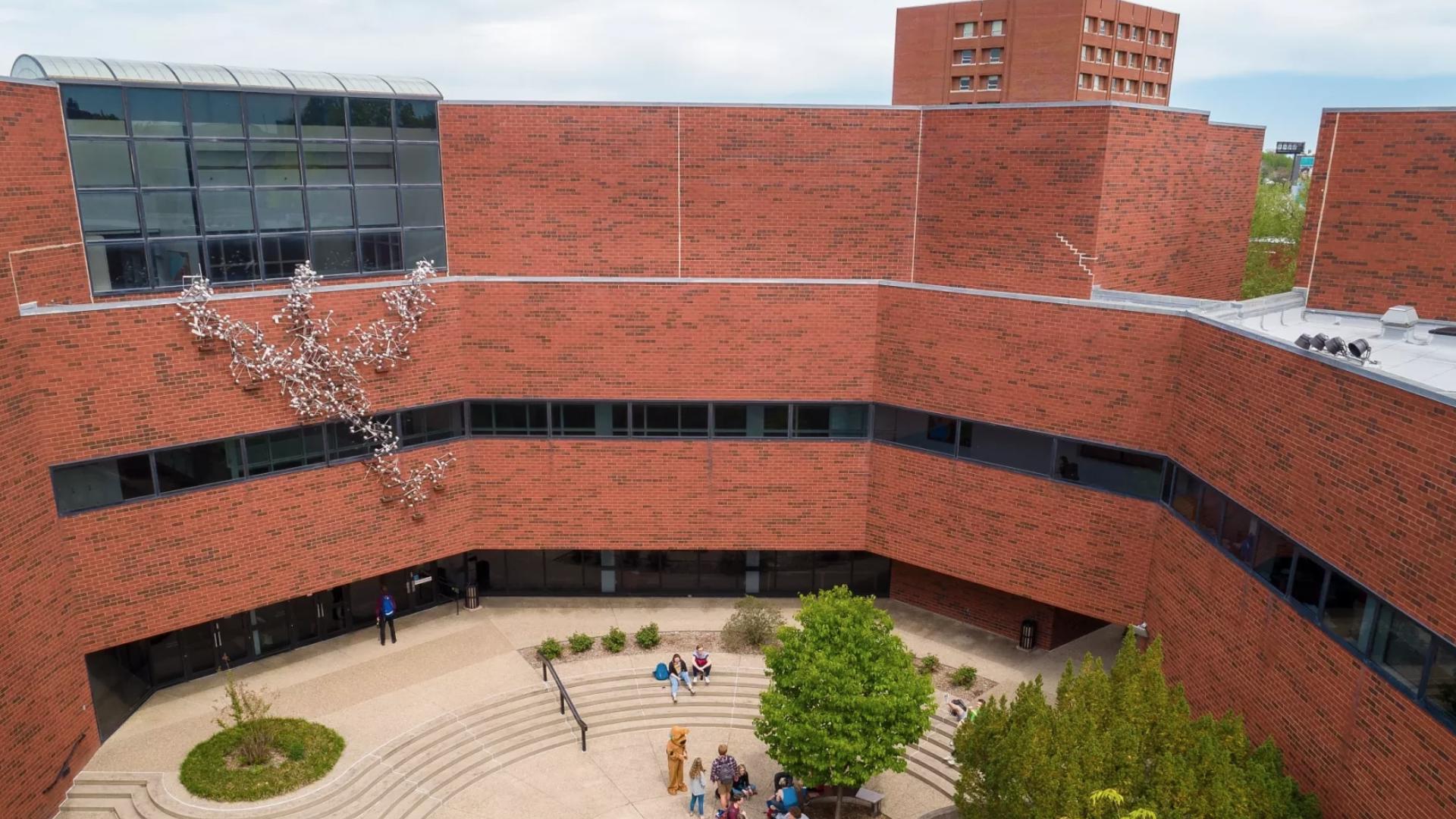 3 juveniles arrested after attempting to start fire at UofL School of ...