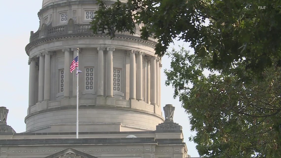 Kentucky Senate passes student pronouns bill, heads to House - Vimarsana News