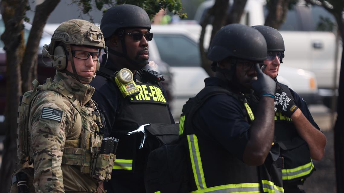 First responders participate in active shooter exercise | whas11.com
