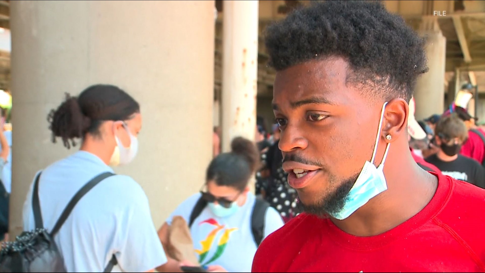 Quintez Brown Who is the man accused in the candidate shooting