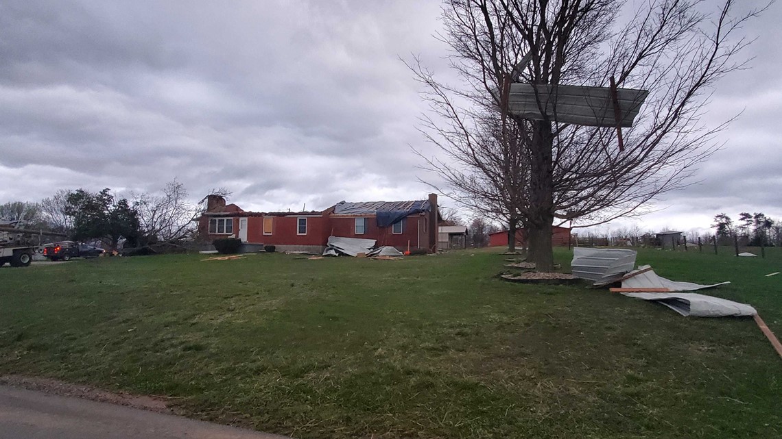 PHOTOS Houses damaged after storm, possible tornado, hit Hodgenville