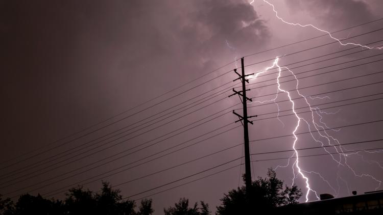 MAP: Thousands without power in Louisville area after severe storms ...