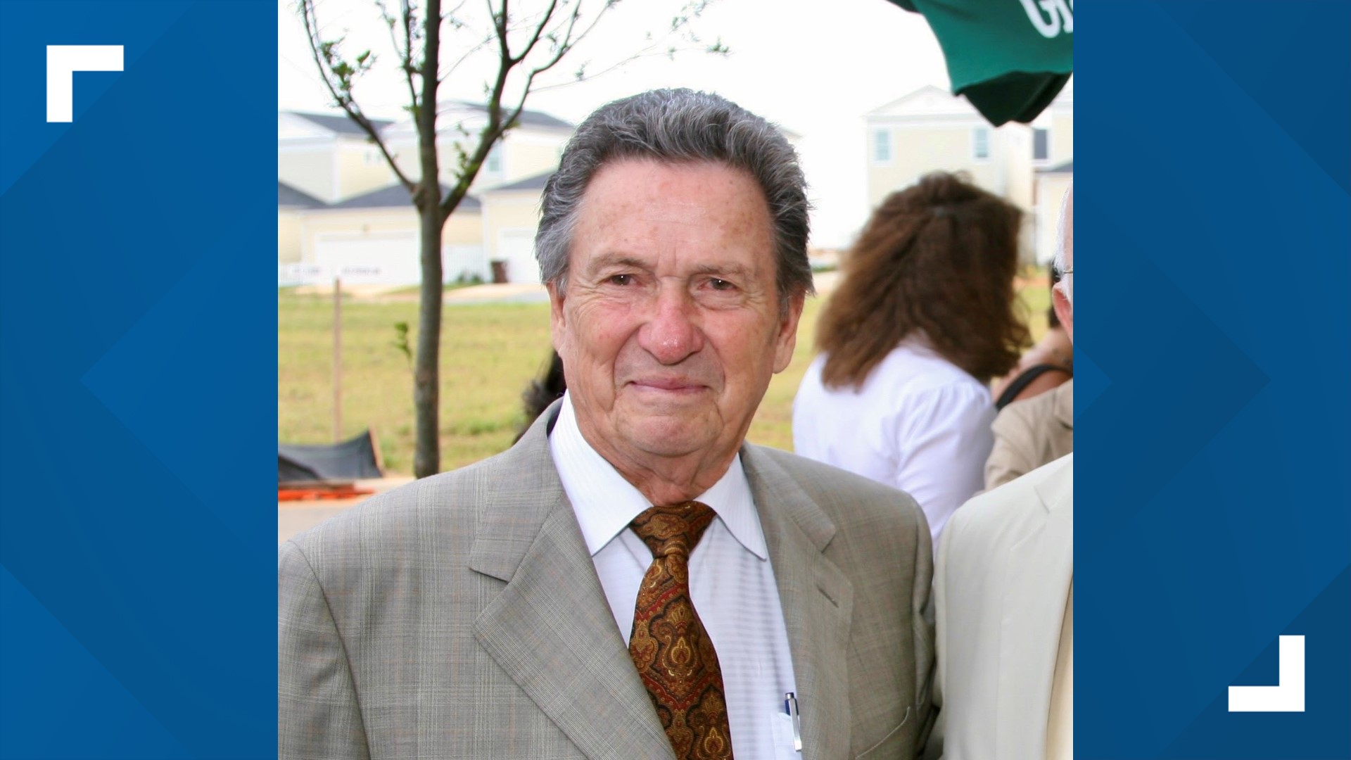 In 1997, Charles Osborn Jr. bought the 595 acre George Norton Farm and turned it into Norton Commons.
