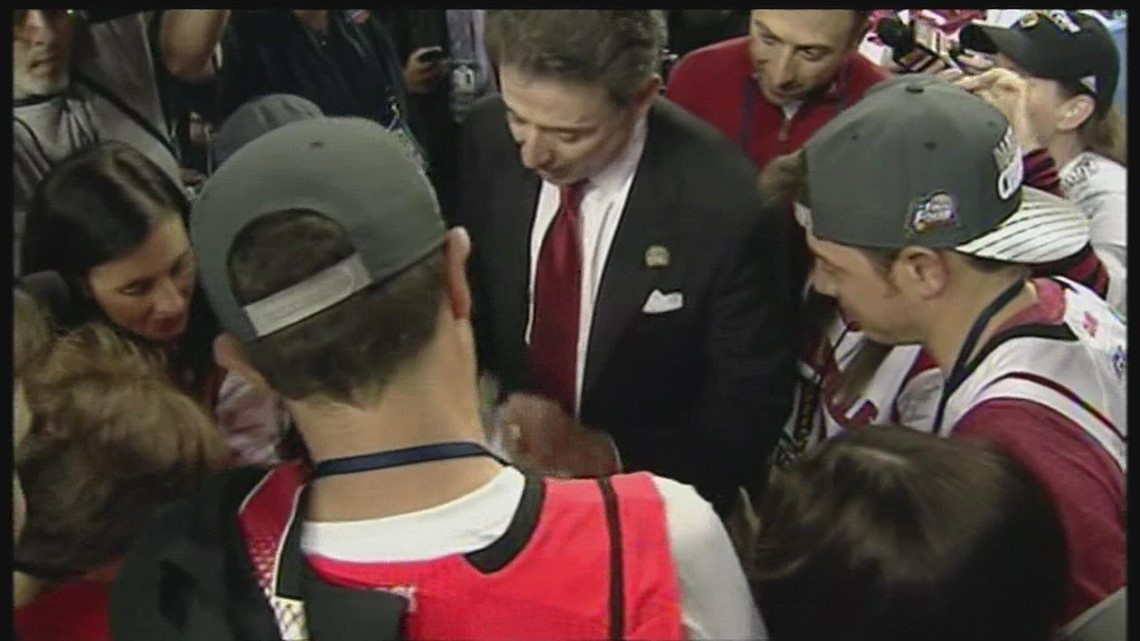 Rick Pitino says 'Louisville's behind me' after being cleared in pay-to-play investigation