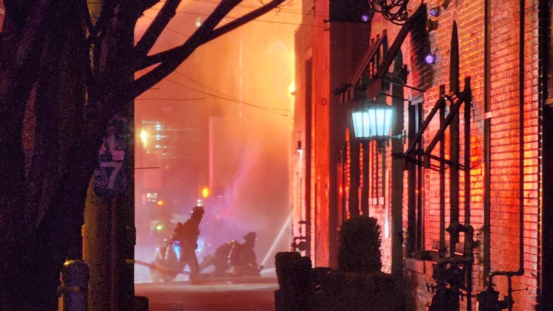 Authorities investigate vacant warehouse fire in Louisville