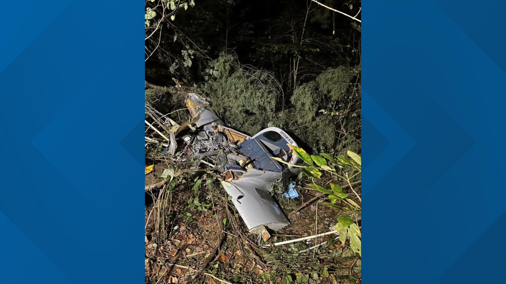 Pilot survives Indiana plane crash in dense woods | whas11.com