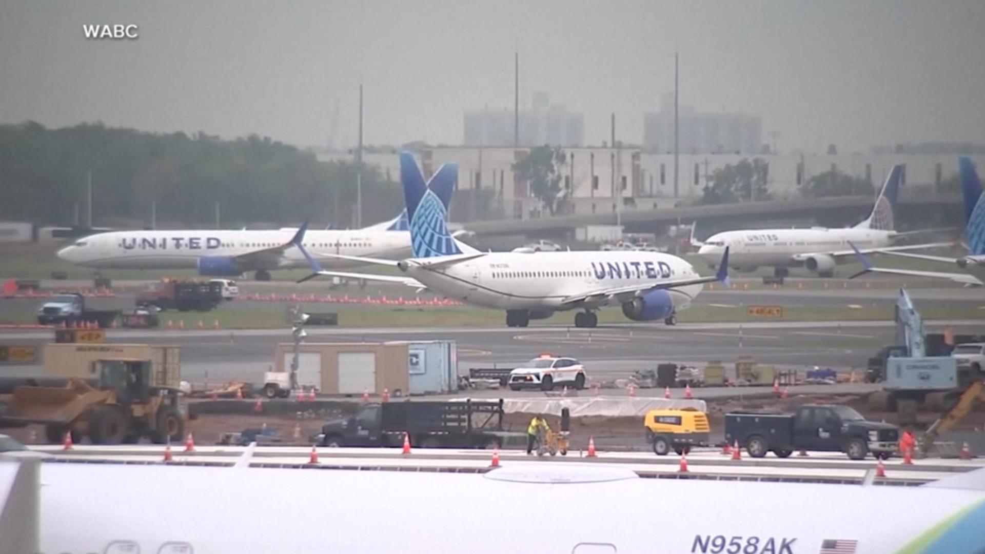 A system-wide outage on Apr. 28 cause controllers to lose the ability to see, hear or talk to all arriving and departing aircraft at Newark Liberty Airport.