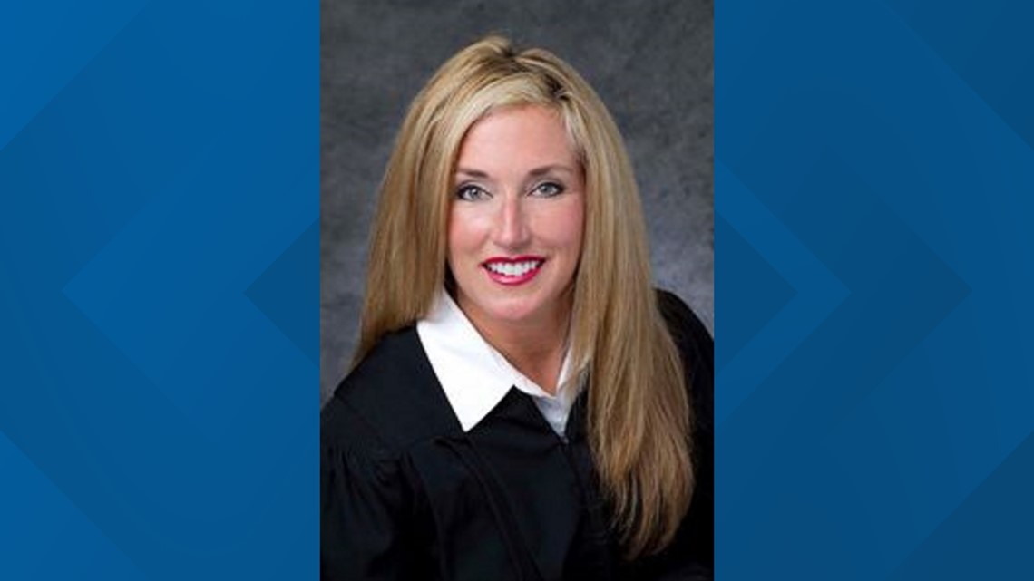 Kentucky Supreme Court welcomes Louisville judge to bench whas11 com