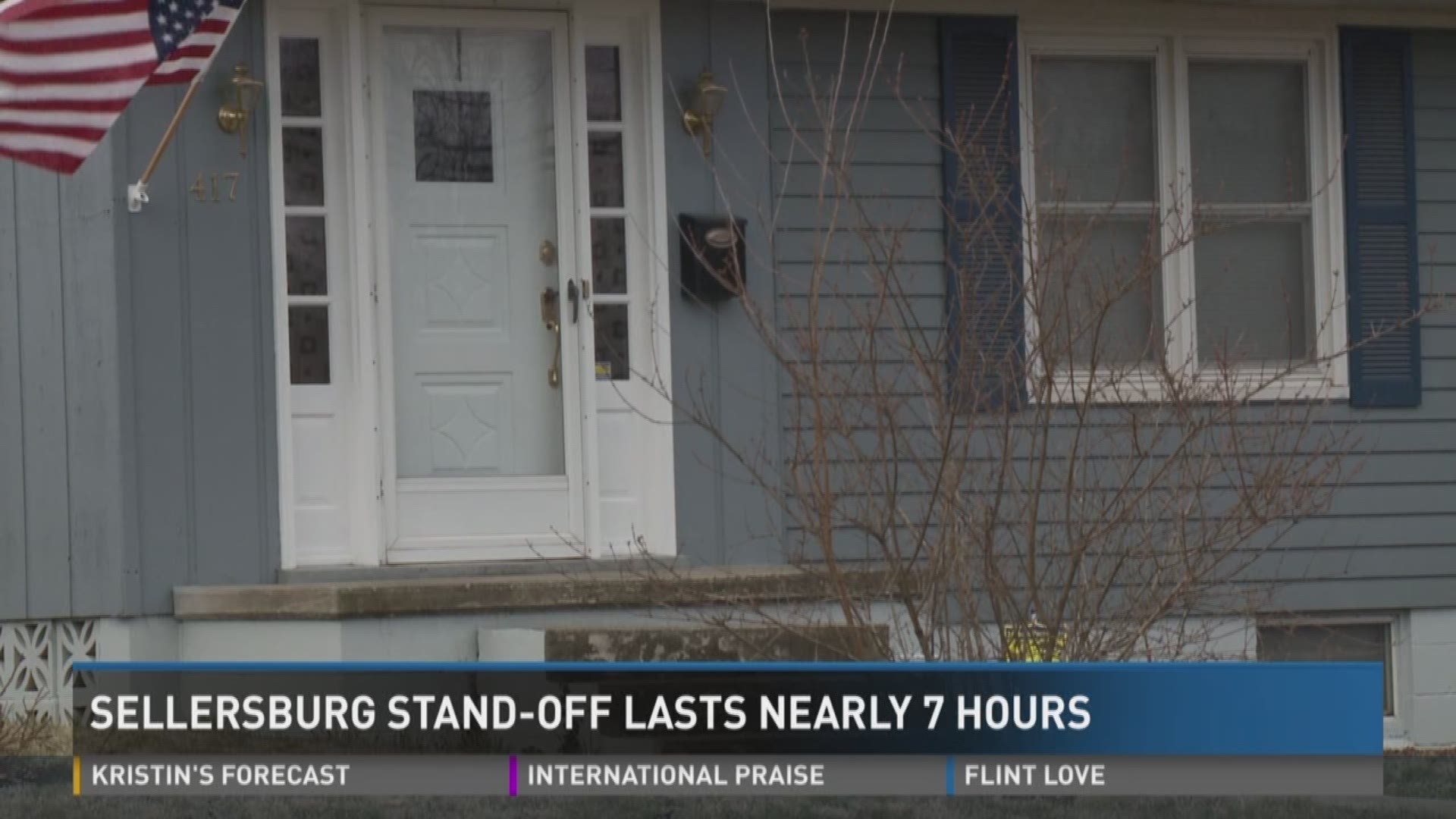 Sellersburg Police Chief Negotiates To Peacefully End Standoff Whas11 Com