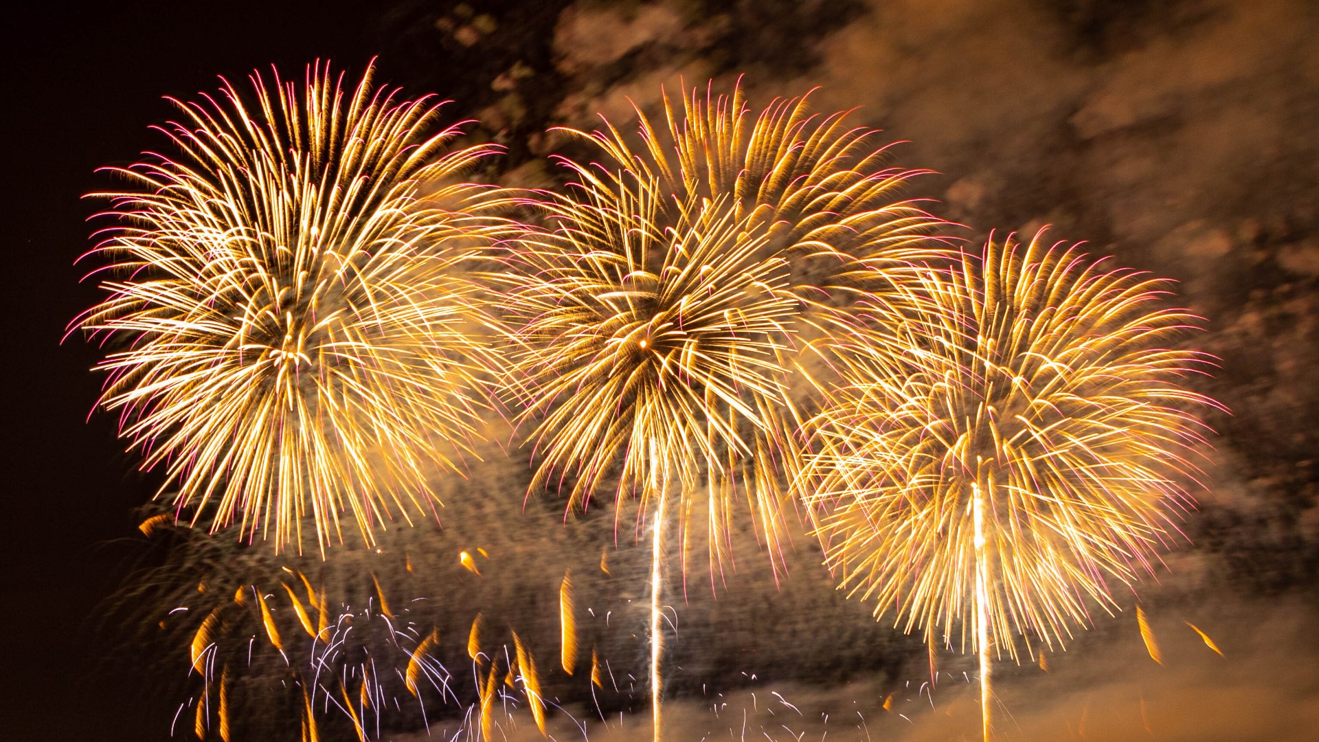 If this year's Thunder is like previous years, thousands are expected at Waterfront Park.