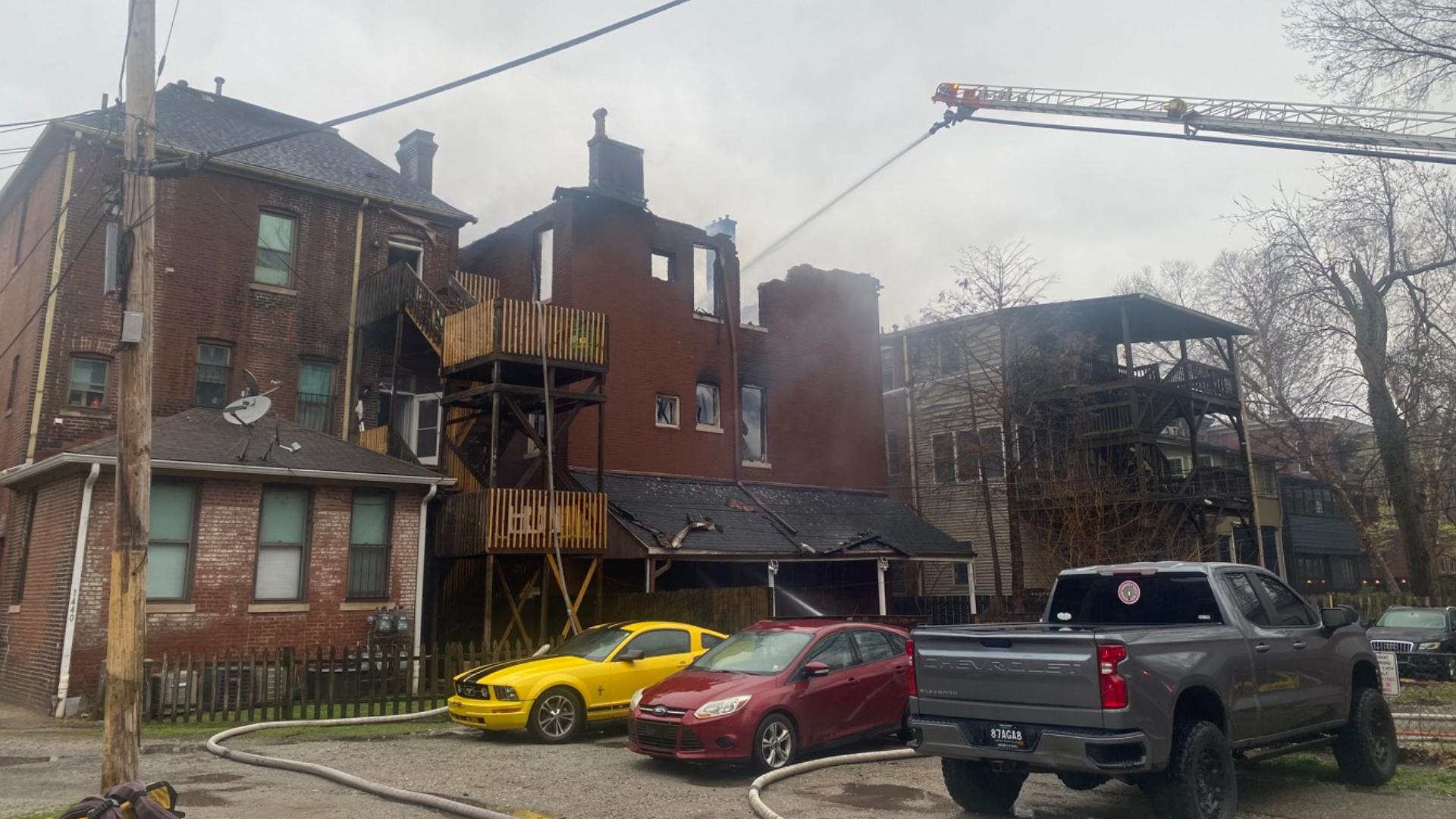 Massive fire damages home in Old Louisville, collapsing roof | whas11.com