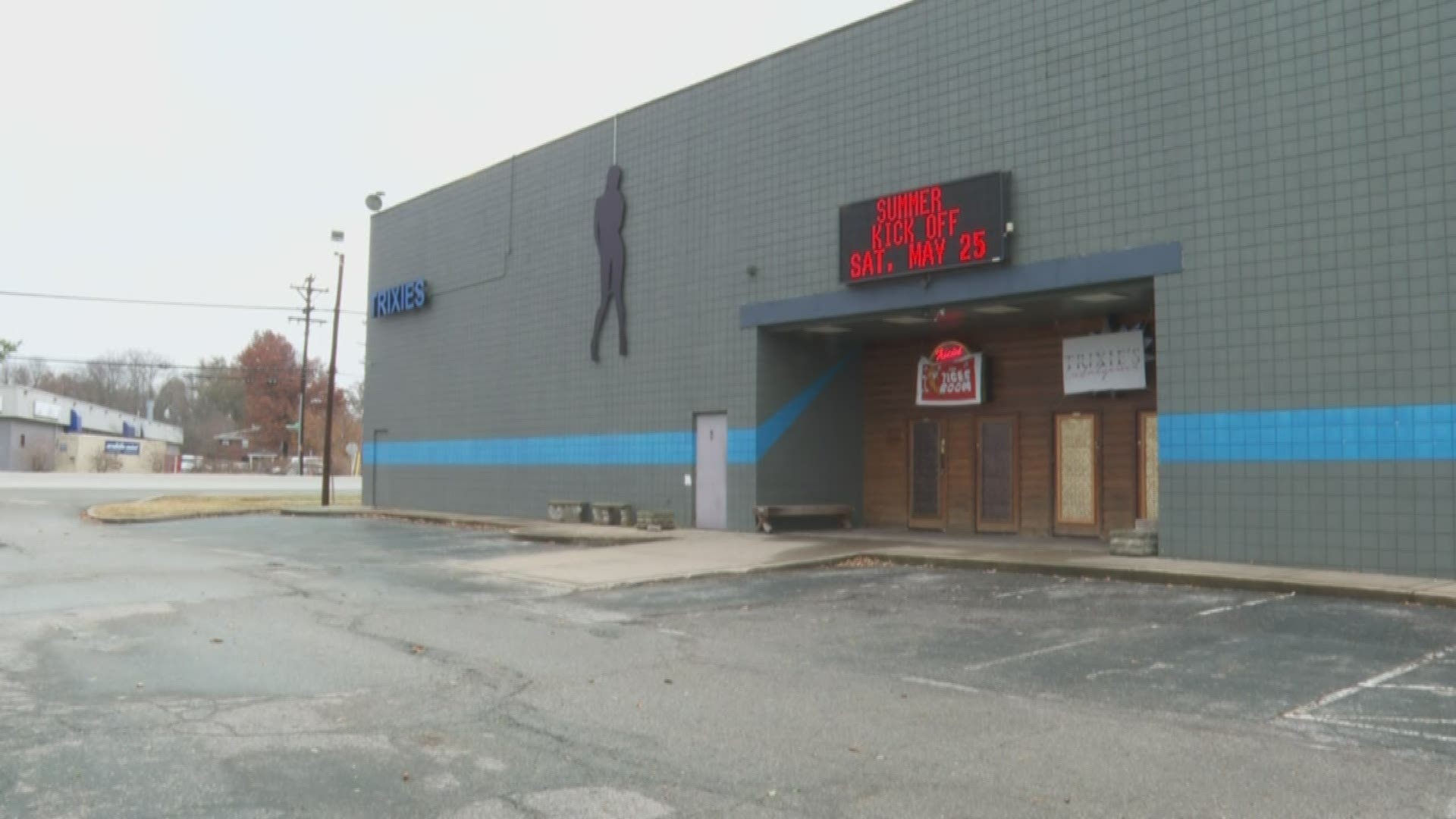 The building on Preston Highway was sold at auction on November 21 for $522,509.