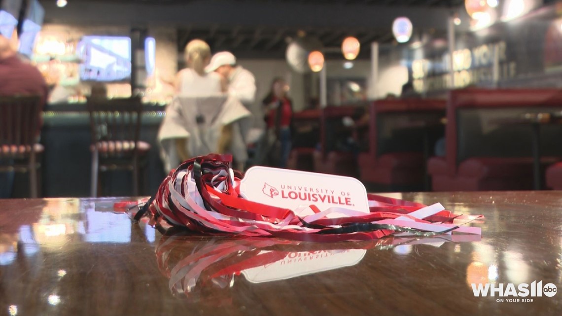 UofL fans cheered as women's basketball competed in Final Four
