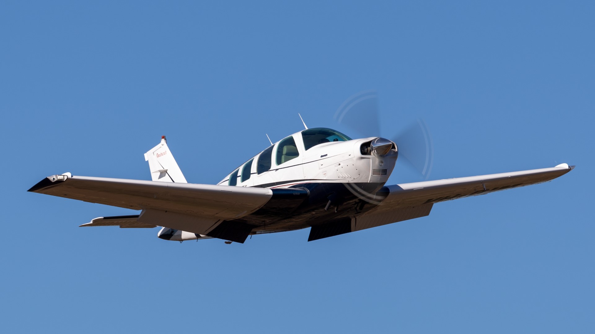 Tennessee doctor killed in KY plane crash