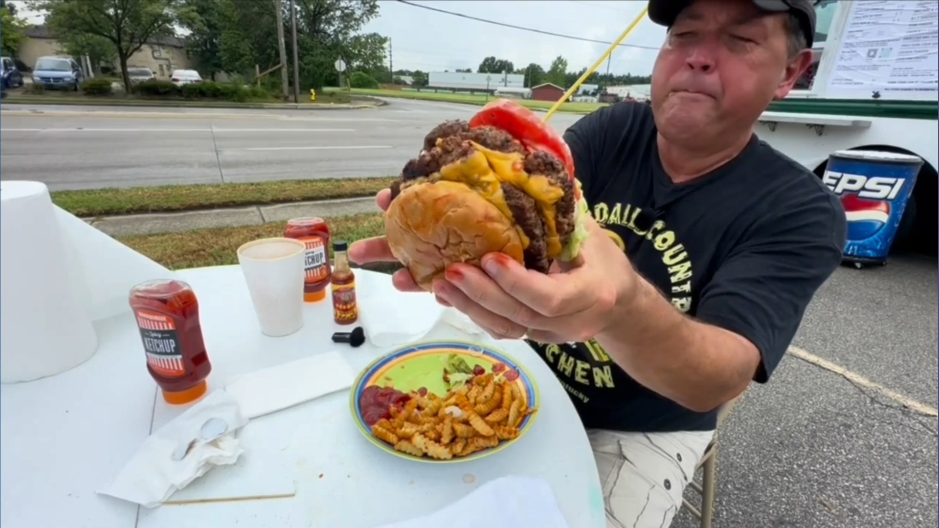 Goodall's Country Kitchen: Top 10 burgers in Louisville | whas11.com