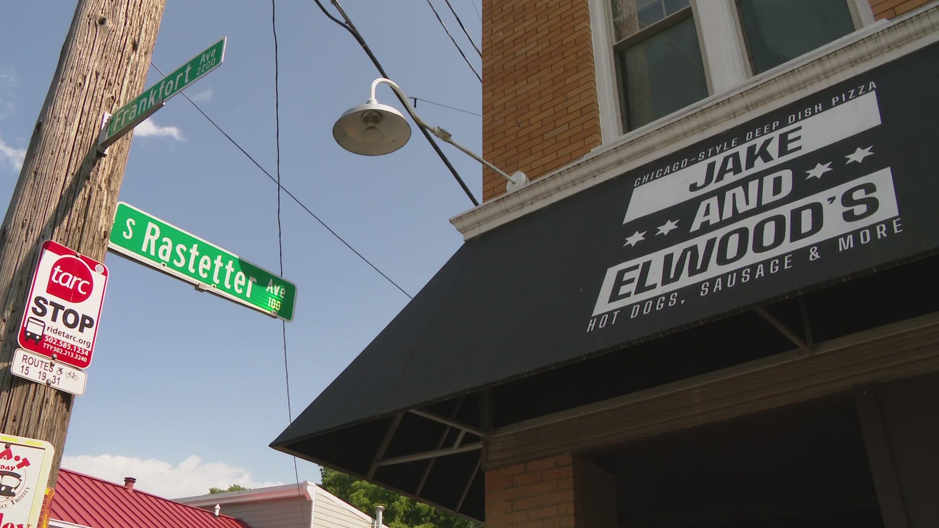 The Frankfort Avenue restaurant marketed itself as the ultimate spot for Chicago cuisine and die-hard Chicago Bears fans.