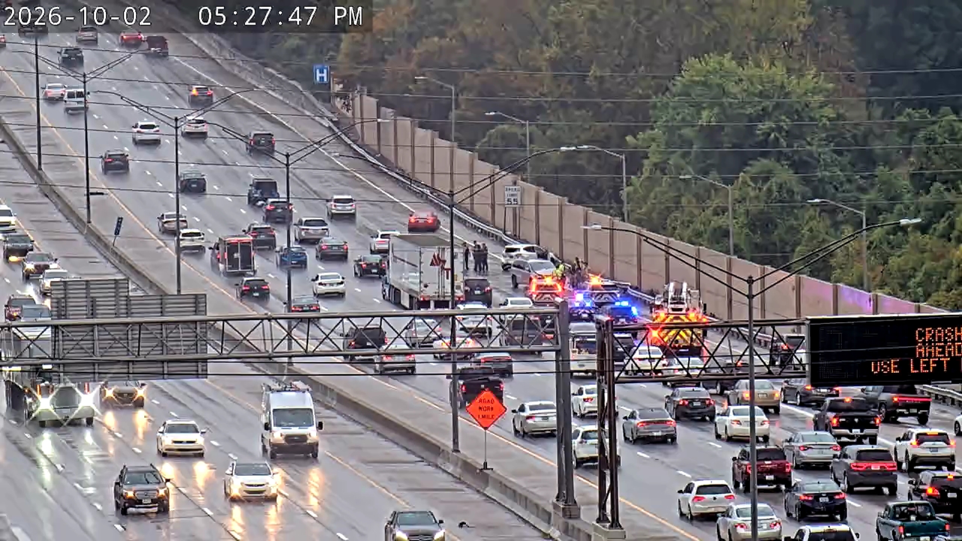 Five-vehicle crash blocks on-ramp to I-264 | whas11.com