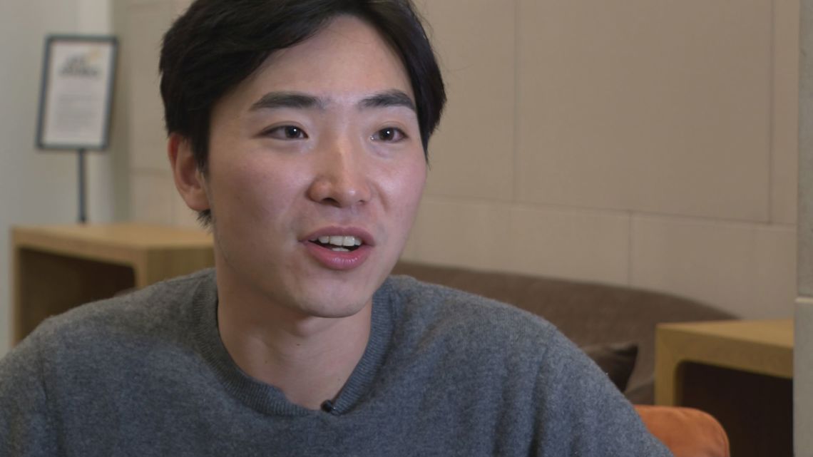 Louisvillian describes hearing missiles while vacationing during Iran conflict