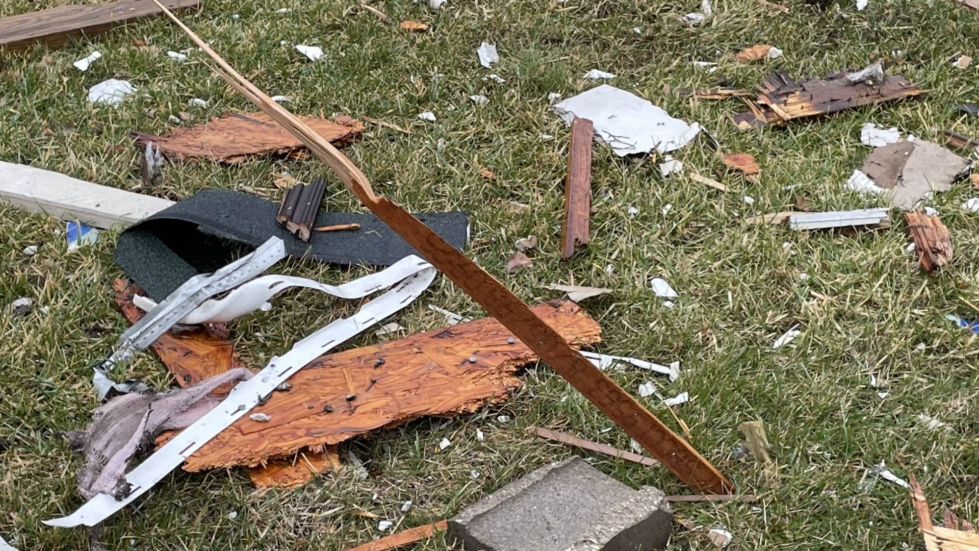 Man found dead after house explosion in southern Indiana | whas11.com