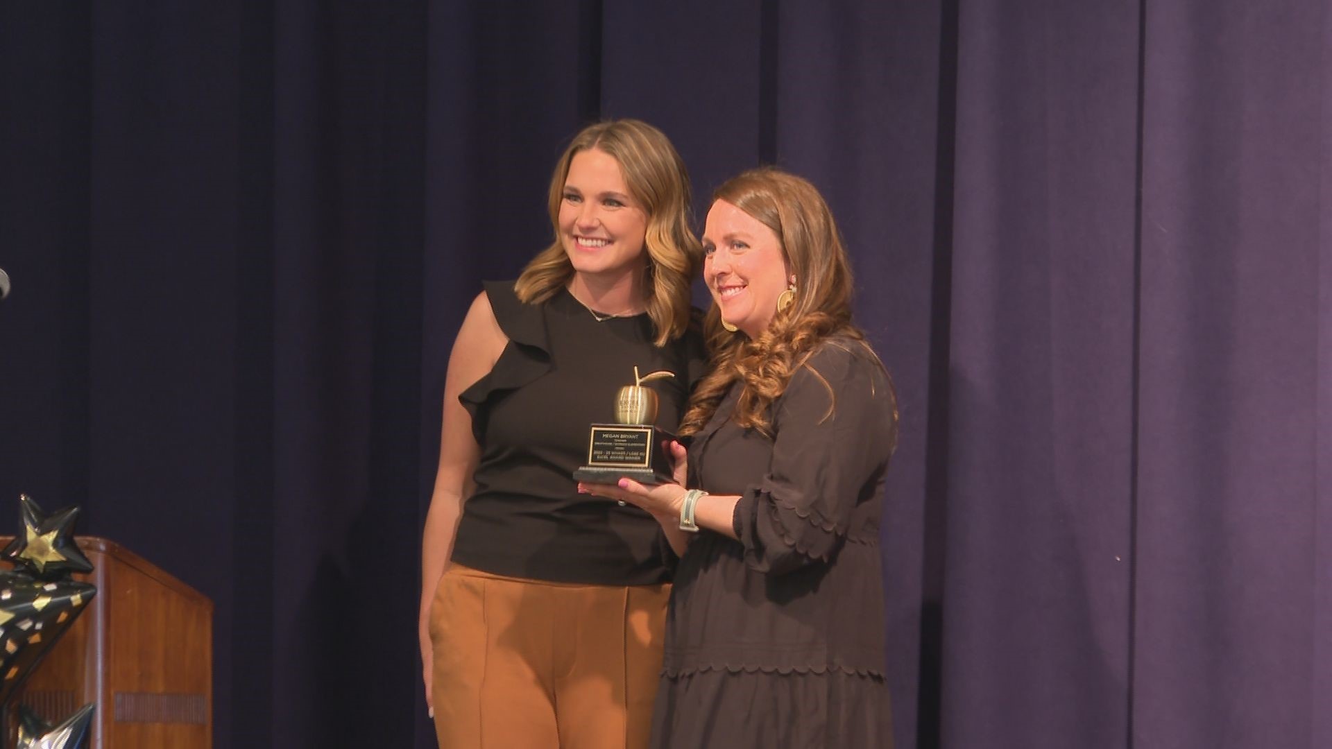 Greathouse Elementary School Teacher Wins WHAS11 ExCel Award | Whas11.com