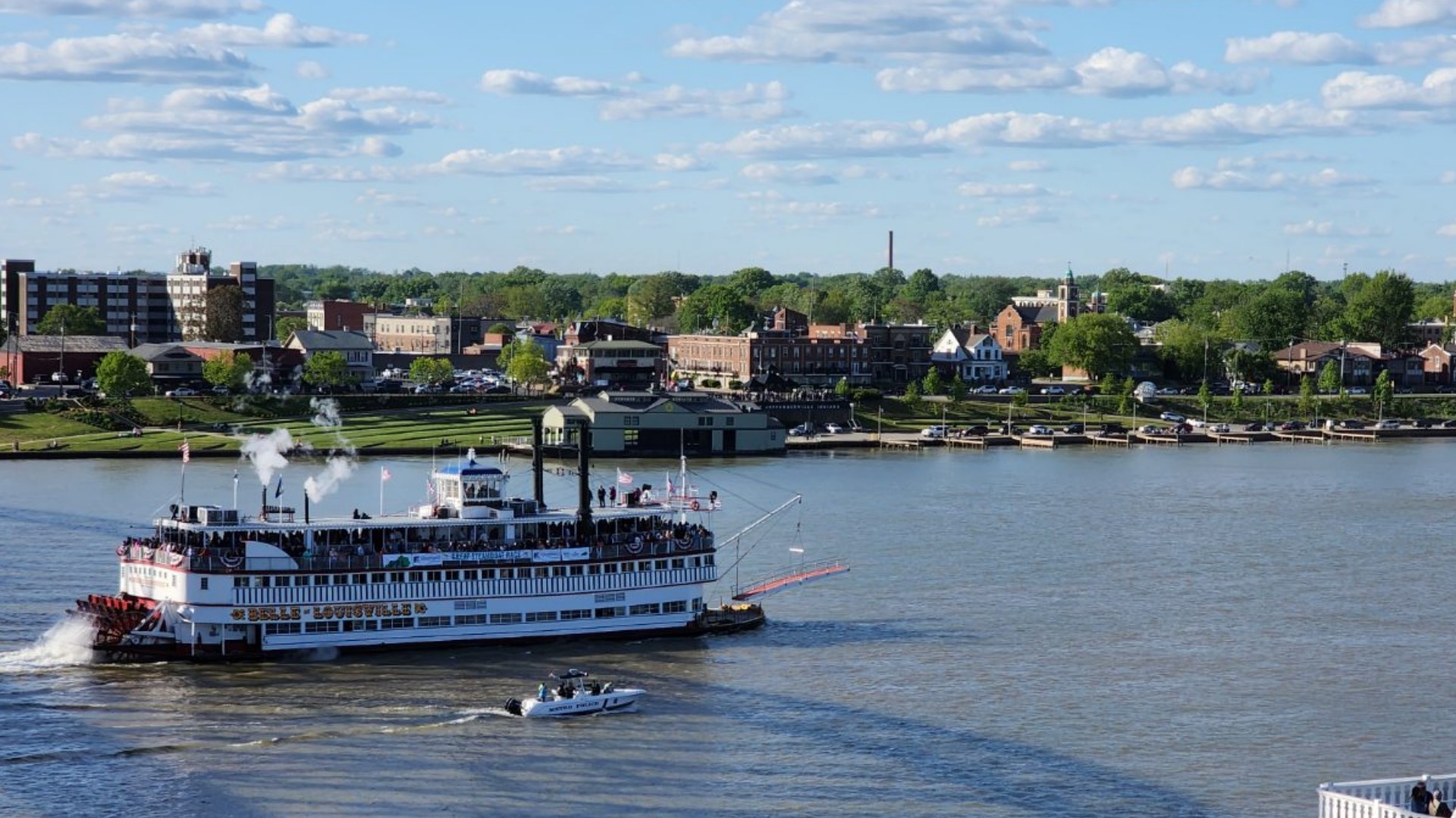 The Belle of Louisville took on the Belle of Cincinnati and the American Countess for the coveted silver antlers.