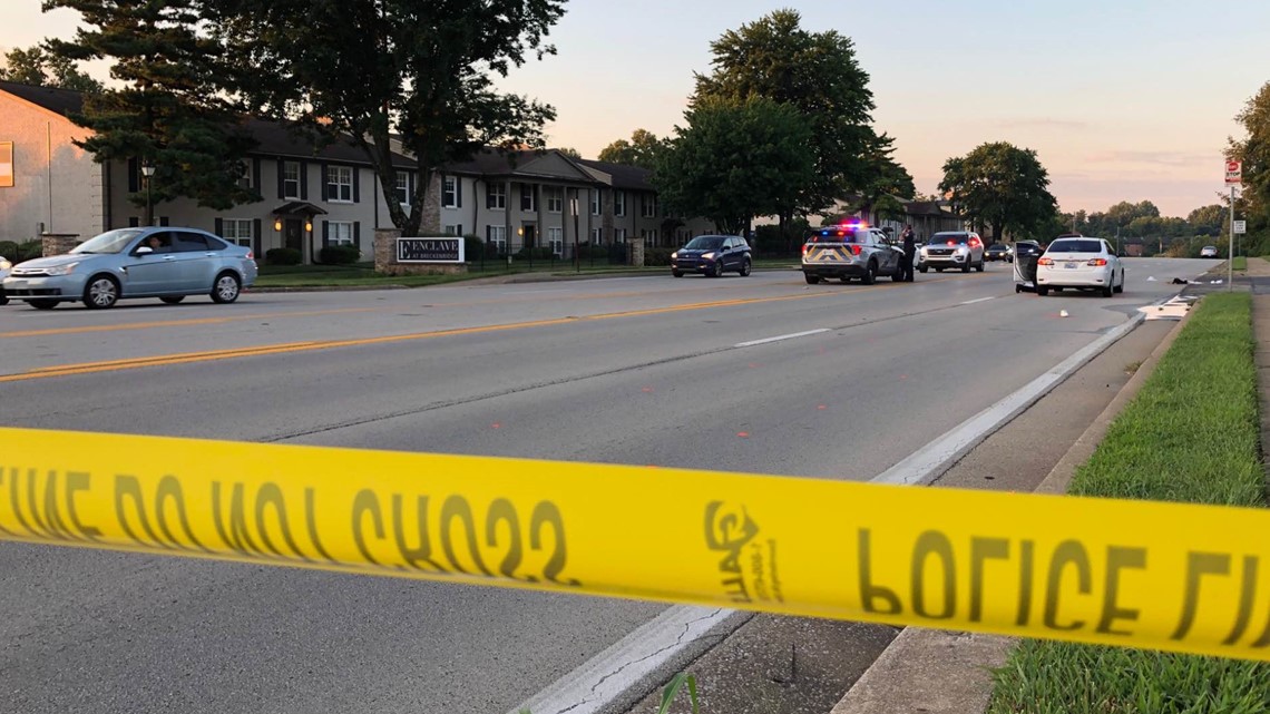 LMPD: Pre-teen girl hit by vehicle in Hikes Point - Vimarsana News
