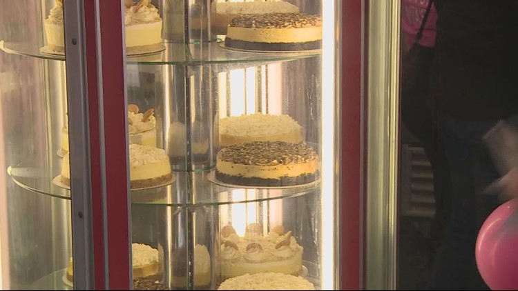 Sweet Love! | Crowd packs grand opening of cheesecake shop in Louisville