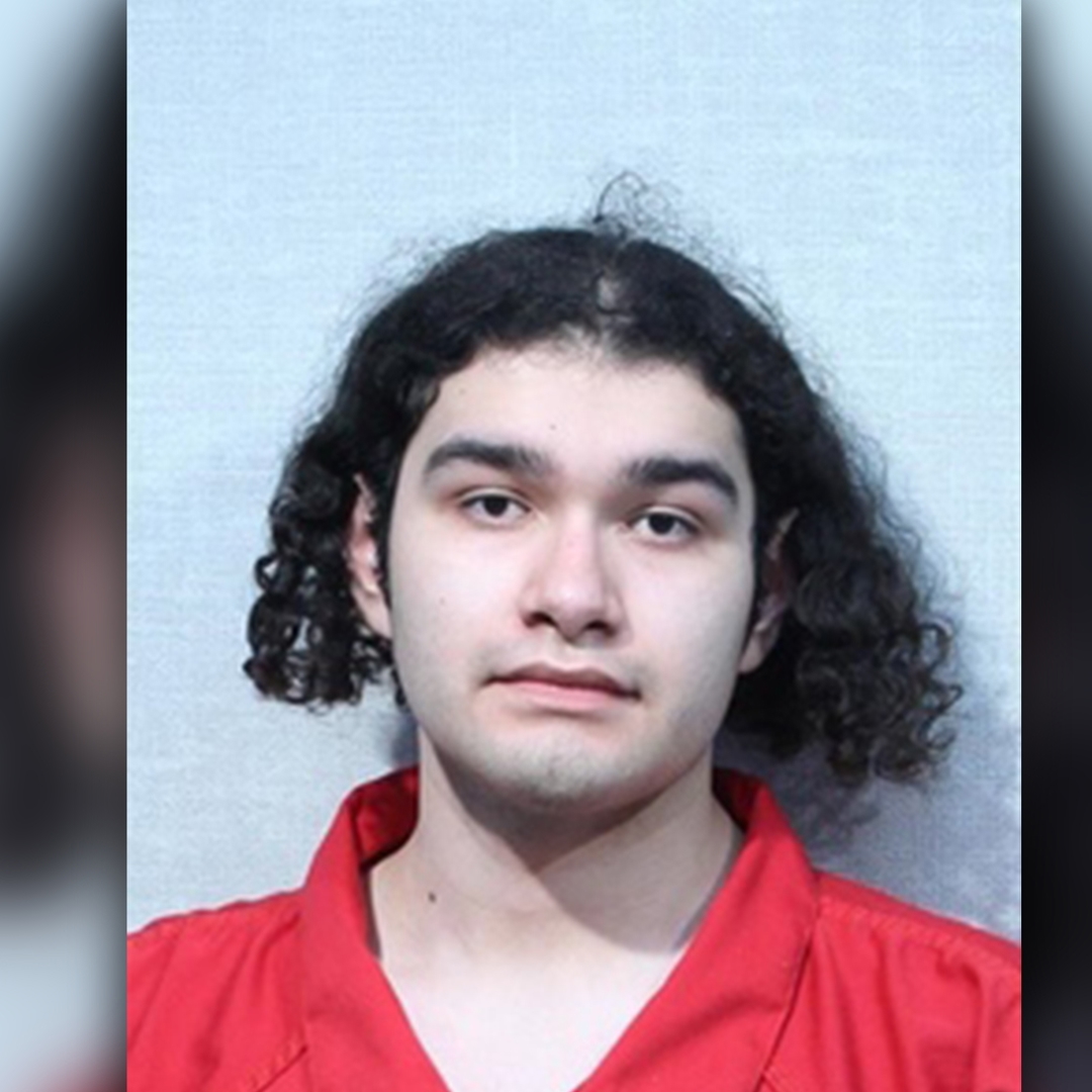 Library patron tackles suspect after shooting at Indiana library ...