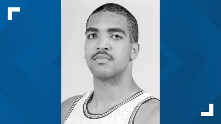 Former Louisville hoops star, NBA veteran Felton Spencer dies