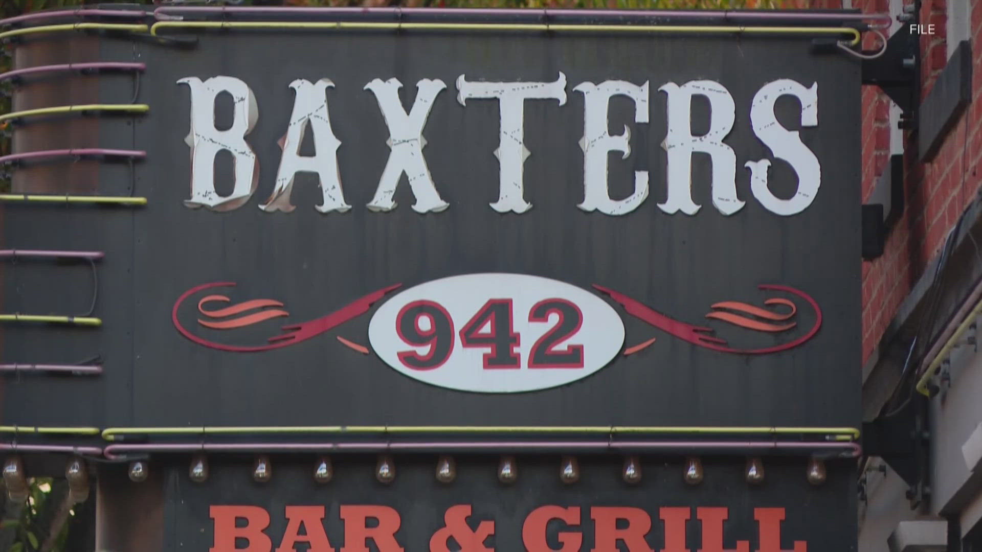 The order said Metro ABC Director Brad Silveria abused his discretion and unreasonably denied Baxter's license.