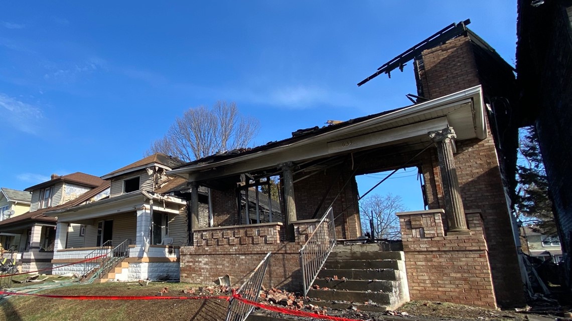 Neighbors rally around family who lost home in Shawnee fire | whas11.com