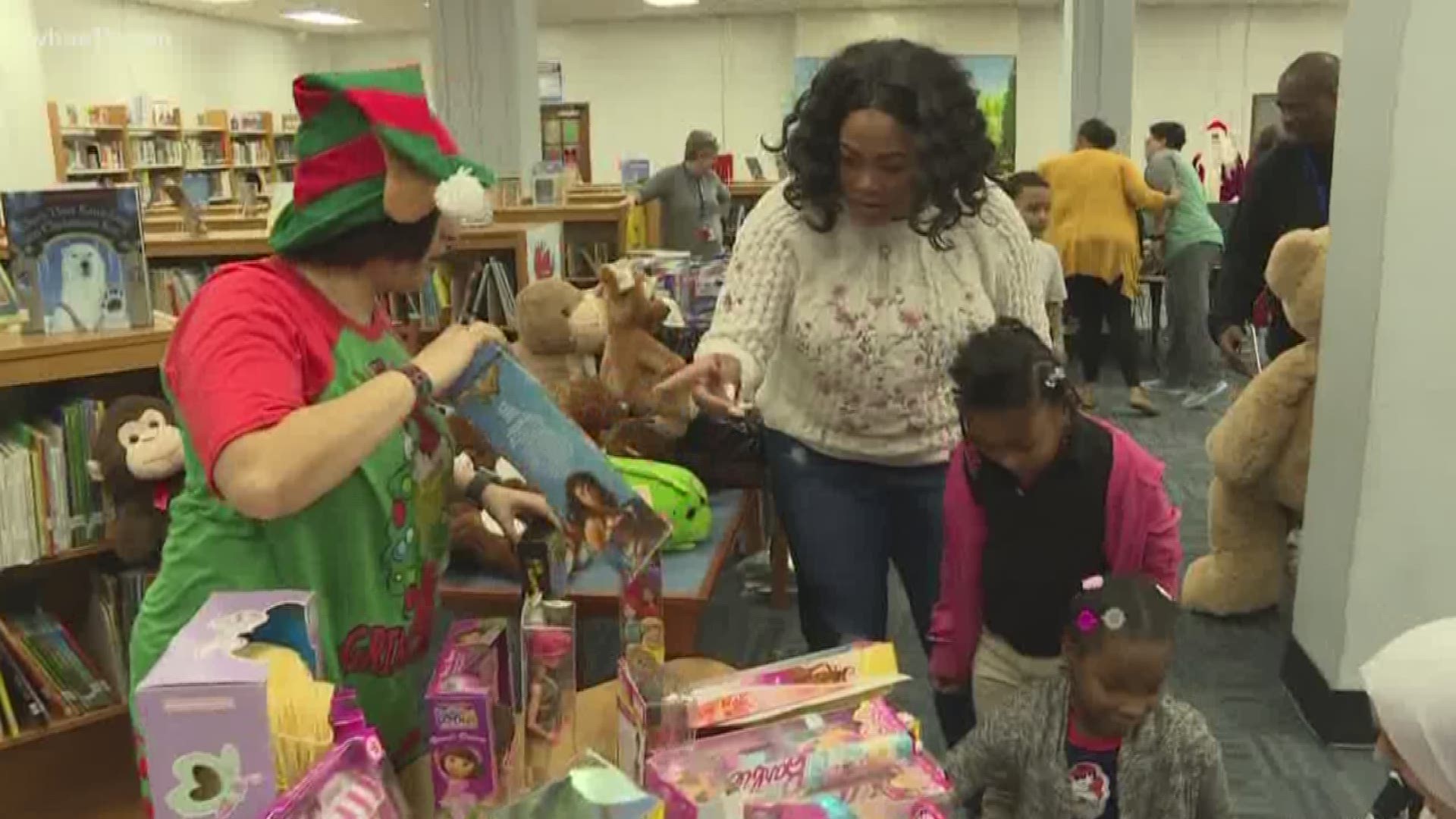 Semple Elementary teamed up with Toys for Tots to give students Christmas gifts before winter break.