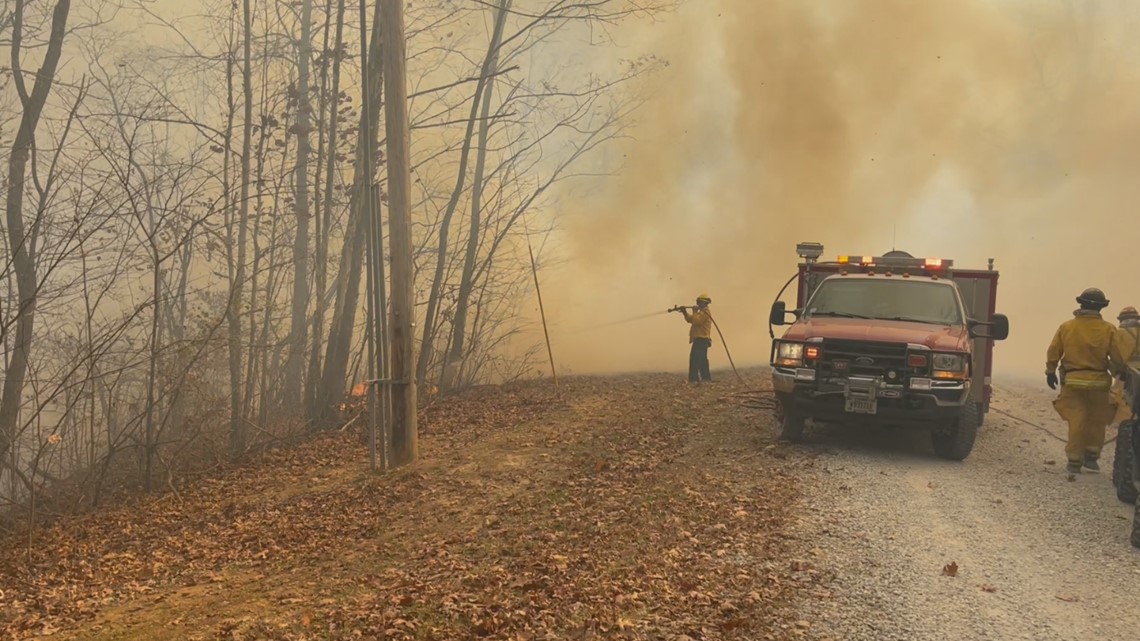 Crews respond to fire in Fort Knox area